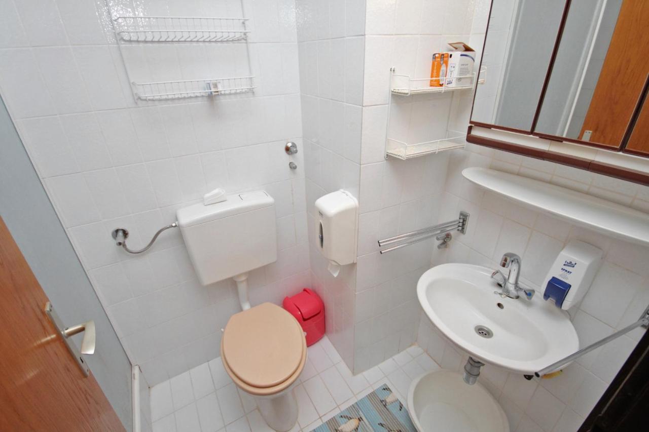 Apartments And Rooms With Parking Space Klenovica, Novi Vinodolski - 5590 المظهر الخارجي الصورة